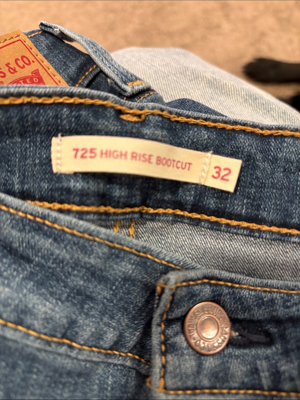 Levi's Medium Blue High-Rise Bootcut Jeans - Picture 5 of 8